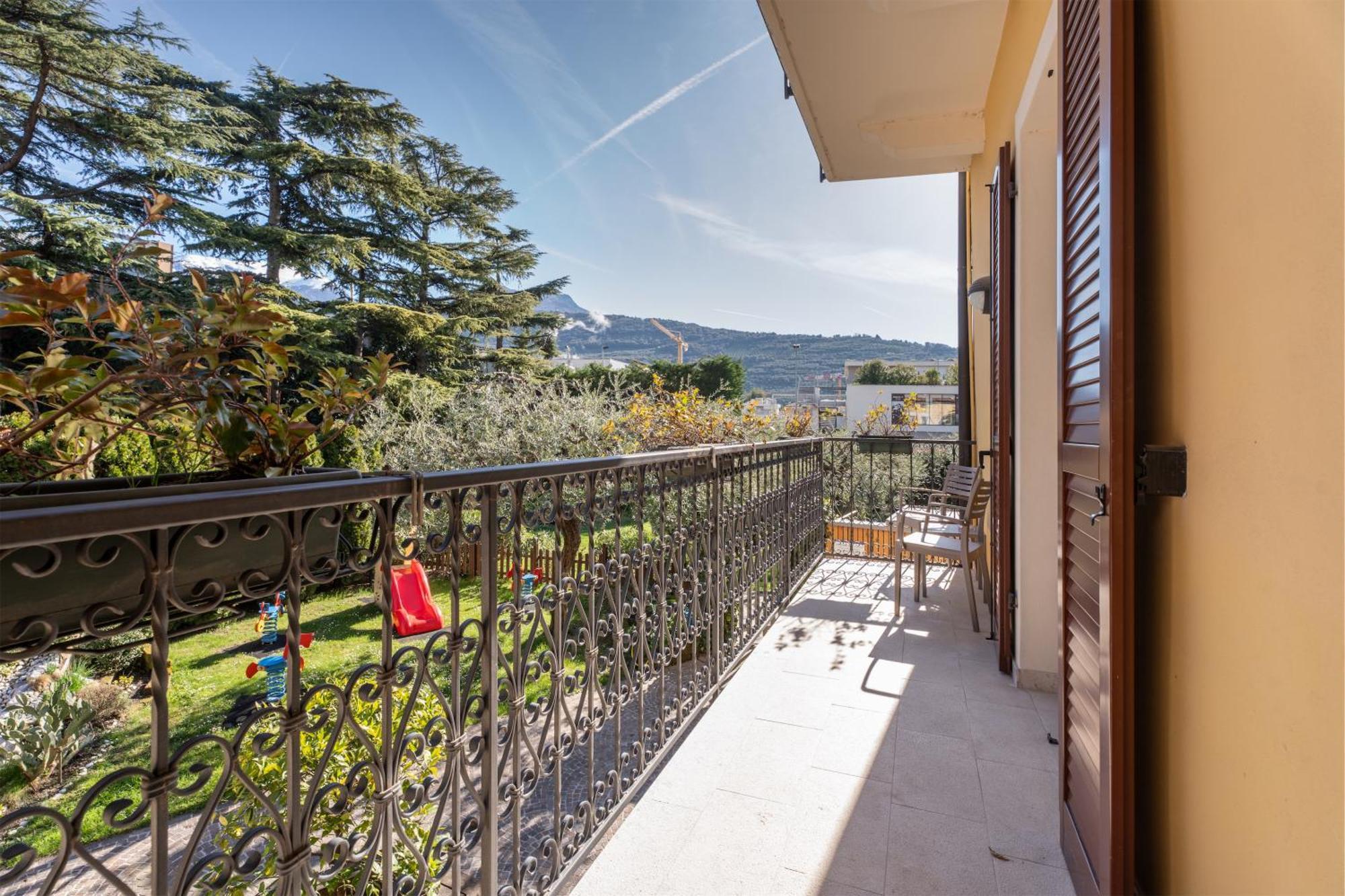 Residence Villa Degli Aranci Riva del Garda Ngoại thất bức ảnh